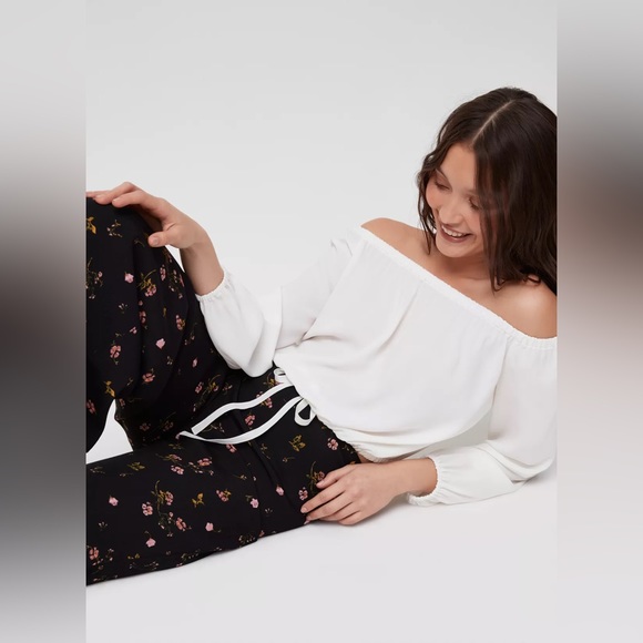 Wilfred by Aritzia, off shoulders cropped Eleanora blouse, blue, size XXS, EUC - Picture 5 of 15